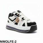 ⁦Naked Wolfe⁩ - الصورة ⁦4⁩